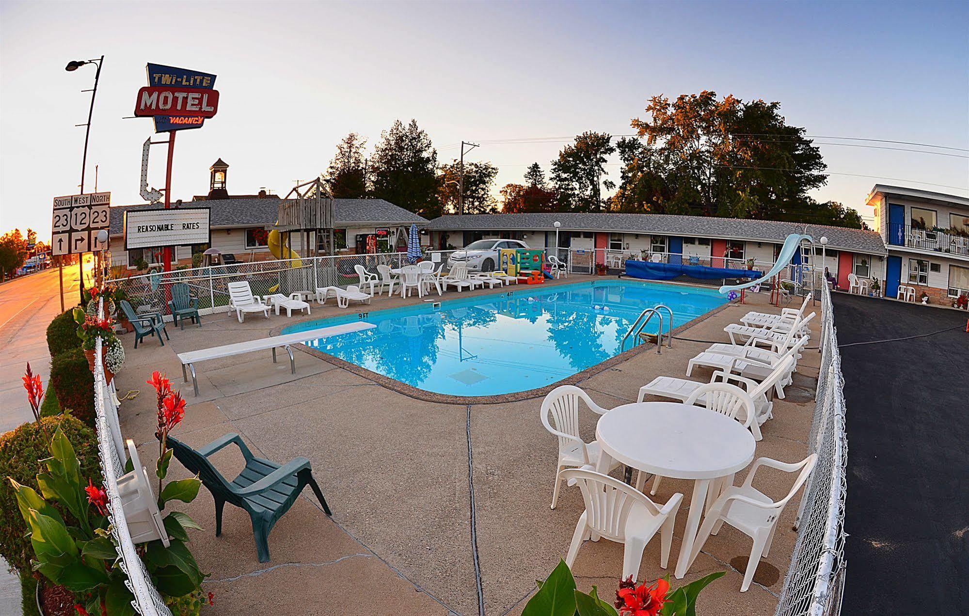 Twi-Lite Motel Wisconsin Dells Dış mekan fotoğraf